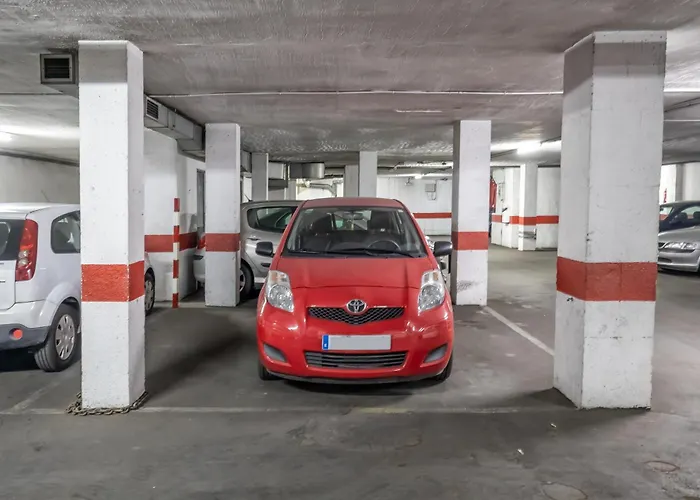 Coral & Apartment & Parking